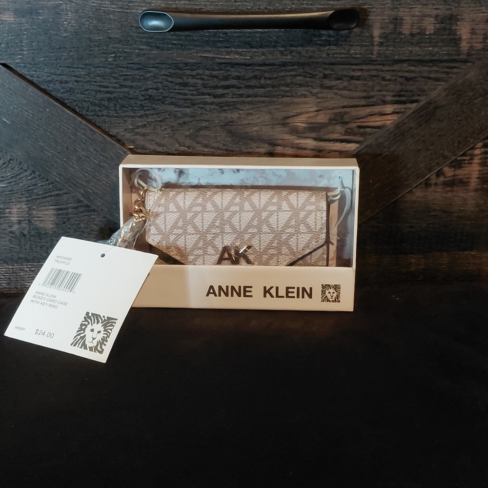 Anne Klein Brown Key & Card Holder